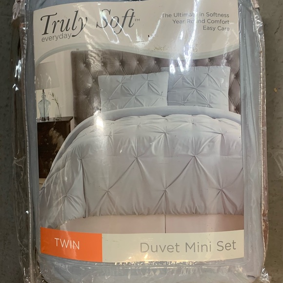 Truly Soft Twin Duvet Mini Set - Picture 2 of 5